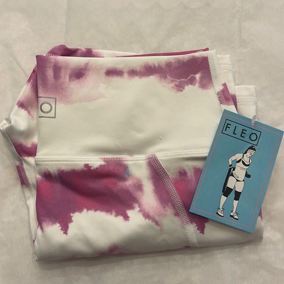 ππ½ββοΈNWT FLEO Pink and Purple Ink Stripe on White XL Workout Shorts THCππ½ββοΈ - Picture 4 of 12